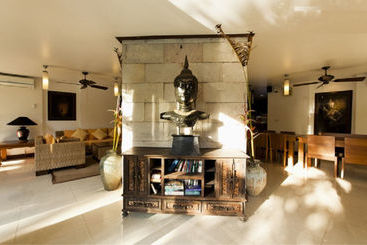 ホテル Himmaphan Phuket