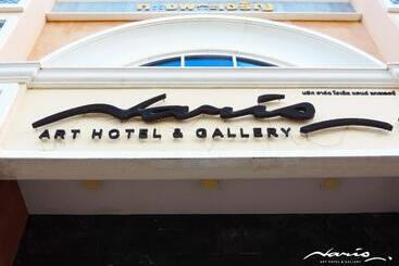 Hotel Naris Art