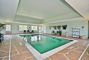 Motel 6 Park City KS