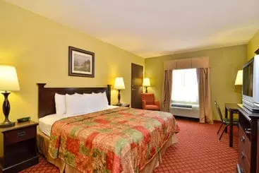 Motel 6 Park City KS