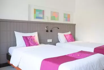 Отель The Mantrini Chiang Rai Sha Extra Plus