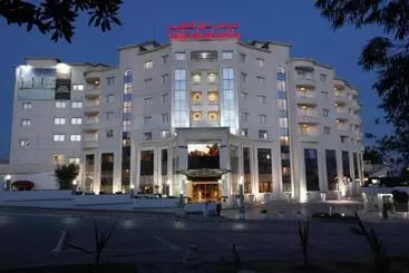 هتل Tunis Grand