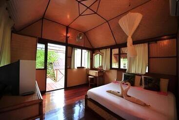 בית מלון כפרי Phi Phi Ingphu Viewpoint