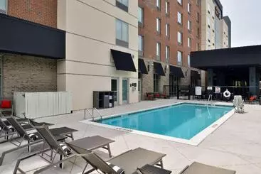 Hotelli Hampton Inn & Suites Greensboro Downtown