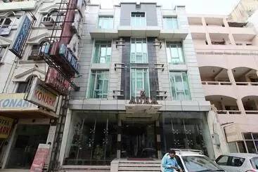 هتل Aura   New Delhi Railway Station