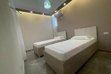 Hotel Qetesia Te Indriti