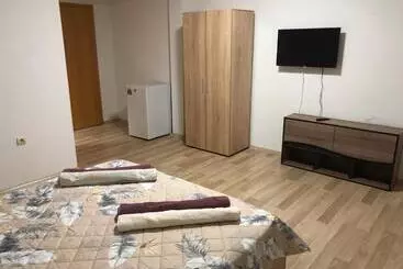 پانسیون Risteski Guest House