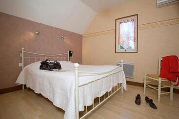 Отель La Maison Du Lac