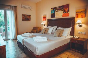 فندق Apollo Resort Art