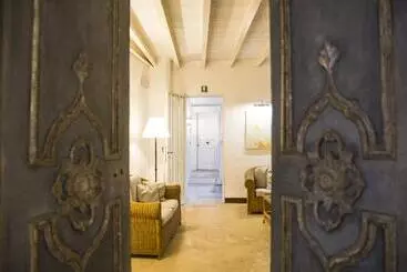 Otel Relais Corte Palmieri & Il Chiostro  Residenza D Epoca