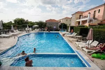 Апартаменты Christina S Garden