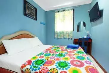 ホテル Rezeki Batam
