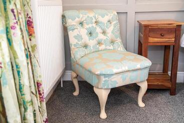 민박 The Yew Tree Inn