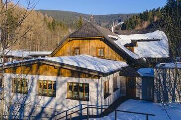 Panzió Srub Karolina