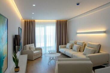 Отель Dazur Coast Resort