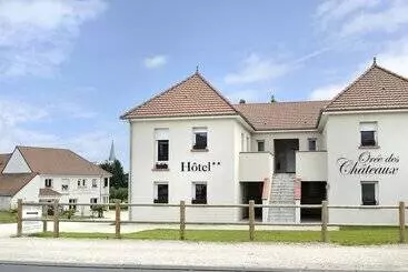 Hotel L Oree Des Chateaux