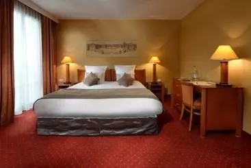 בית מלון כפרי Le Versailles