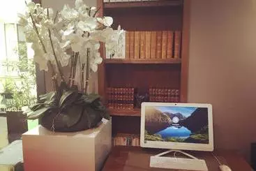 هتل Art Hôtel Congrès