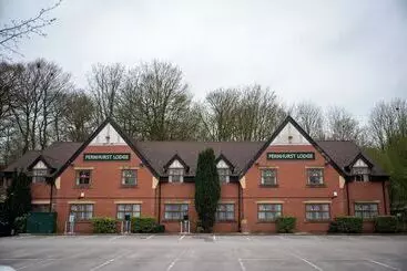 ホテル The Fernhurst By Greene King Inns