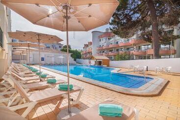 هتل آپارتمان Smy Santa Eulalia Algarve
