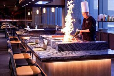 فندق Grand Mercure Malang