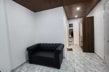 Aparthotel Blue Pine Orchards   Villas