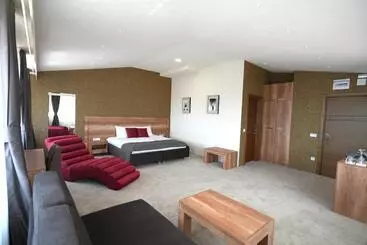 هتل آپارتمان Magnolija Resort Ponikva