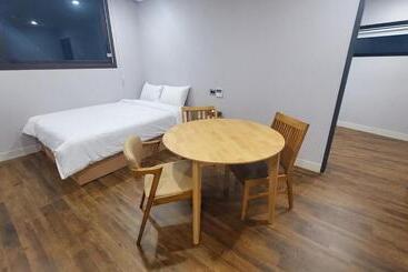 Aroomi Hotel Hyupjae