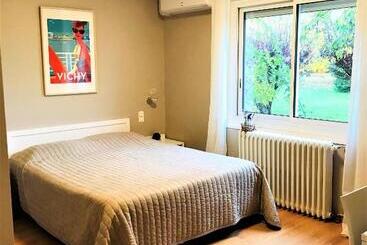 Nocleg ze śniadaniem Le Clos Fleuri Maison Vigier