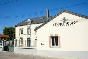 ベッドアンドブレックファースト Les Doyennes