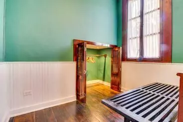 Hotelli Colonial Suite @ Mahogany Hall