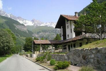 Общежитие Dortoir De Ollomont