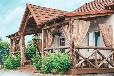 Ostello Villa Lukash