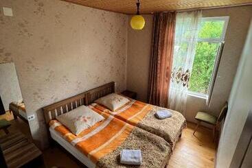پانسیون Barbara S Eco Cozy Guesthouse