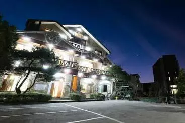 Gyeongpo Tiara Pension