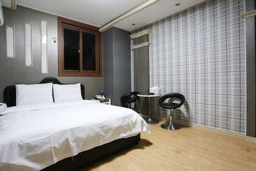 Motel Taebaek Kkum
