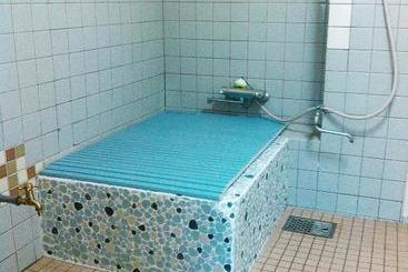 פנסיון 昭和の宿 汐凪 Shionagi