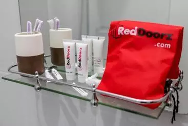 Hotel Reddoorz Near Lokawisata Baturaden 2