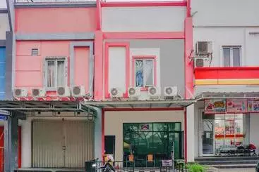 Hotel Oyo 3965 Syariah Graha Kartika