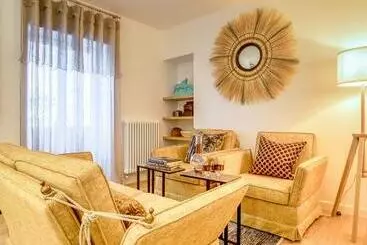 Aamiaismajoitus (B&B) Villa Figue Blanche