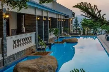 Hotel Hidden Valley Hills