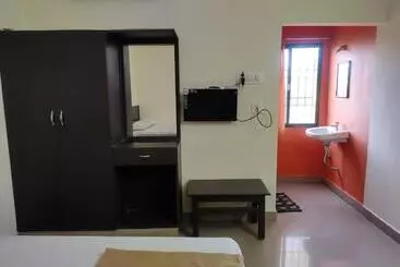 Hotelli Subasree Cottage