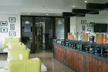 Hotel Phlox  Hubli
