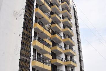 Hotel Presidia Heights Apartment