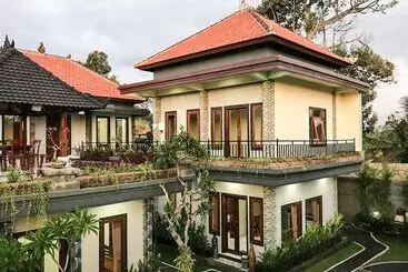 Pensão Dwaraloka House