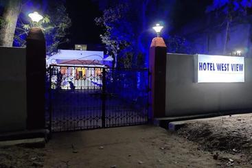 Отель Spot On 78566  West View