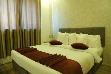 هتل Twins Downtown