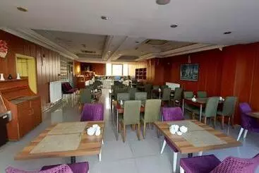 Adalı Hotel & Suites