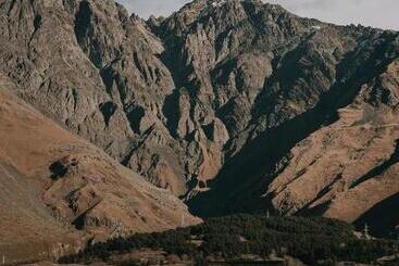 ホテル Paramount Kazbegi