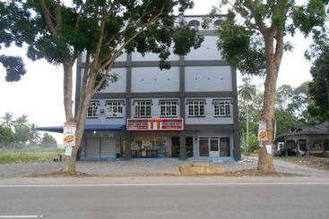 Hotel Oyo 90316 Tt Rest House